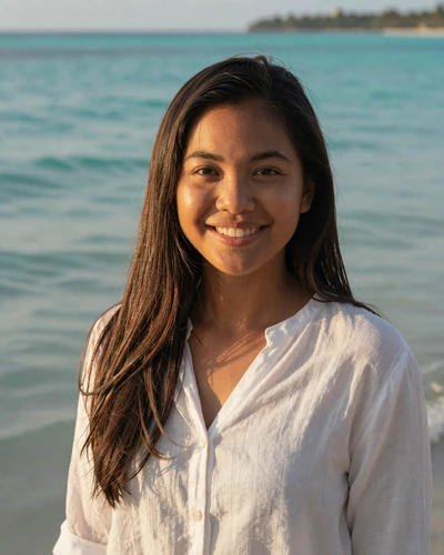 Camille, a cheerful Filipina woman from Cebu seeking a serious relationship on Skobbler