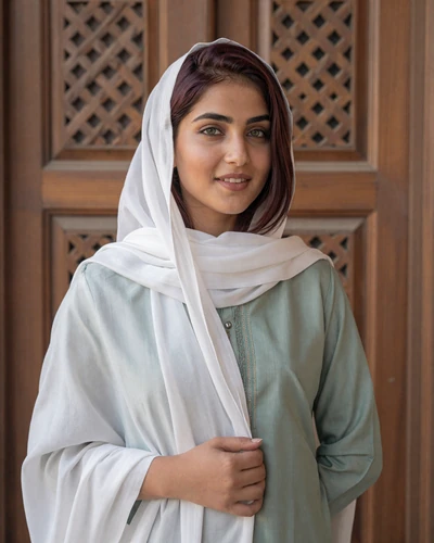 Noor Fatima, a warm Pakistani woman from Peshawar seeking genuine connection on Skobbler Asian Dating