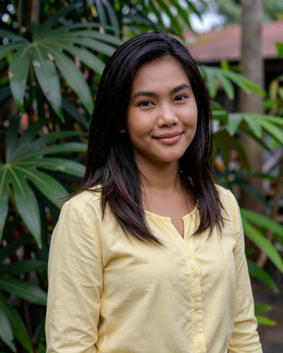Chantrea, a genuine Cambodian woman from Phnom Penh seeking a meaningful relationship on Skobbler