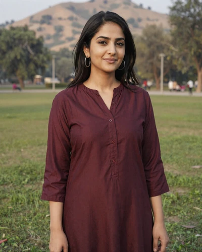 Sadia Khan, an elegant Pakistani woman from Islamabad ready for a meaningful relationship on Skobbler
